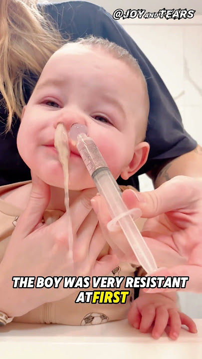 Ibu menyelamatkan anaknya dengan jarum suntik 💉#shorts