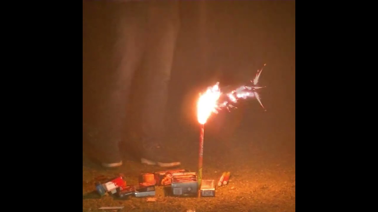 Cat 1 vuurwerk. ( feest Fonteinen  van Partyland 