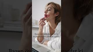 Gizlenen Acılar Gülümin Ardındaki Dünya