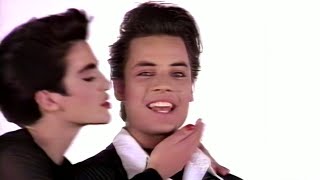 Nick Kamen – Loving You Is Sweeter Than Ever  (Official Music Video) Remastered @Videos80S