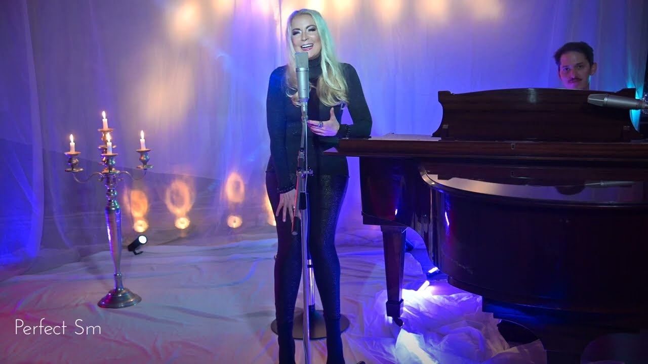 Lian Ross - Perfect Smile (Merry Christmas 2022)