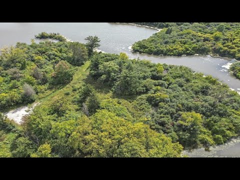 141 Breakenridge Farm Road, Oak Brook, IL home video tour