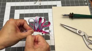 Funky Loopy Bow Tutorial Part 1 - Forming the Loops