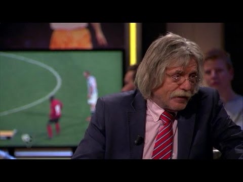 "Ik zie het al. Dit is een rode kaart" - VOETBAL INSIDE