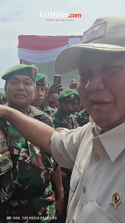 Momen Prabowo Bertemu Mantan Anak Buah di Papua