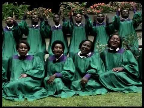 Uinjilisti Choir KKKT Arusha Mjini Kati   Tunayo Safari   Official Video