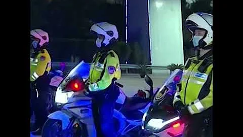 Wuhan celebrates lifting coronavirus outbreak travel restrictions with light show | ABC News - DayDayNews