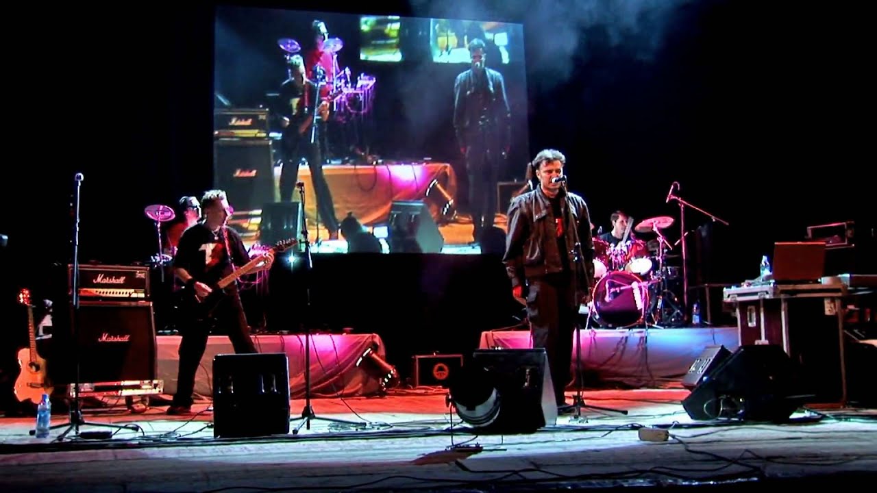 Группа "Телевизор". Молча - YouTube