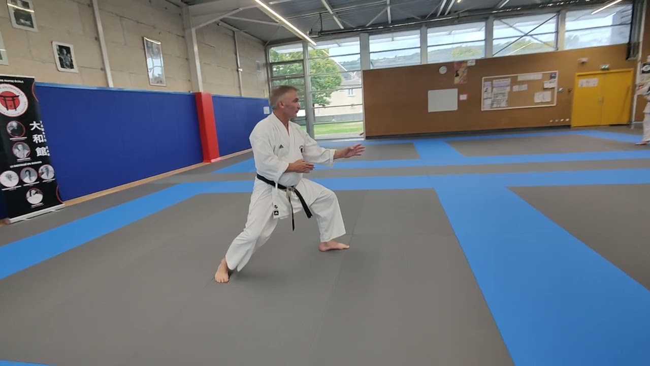 KATA YAMATO SHODAN karaté-do école YAMATO KAN