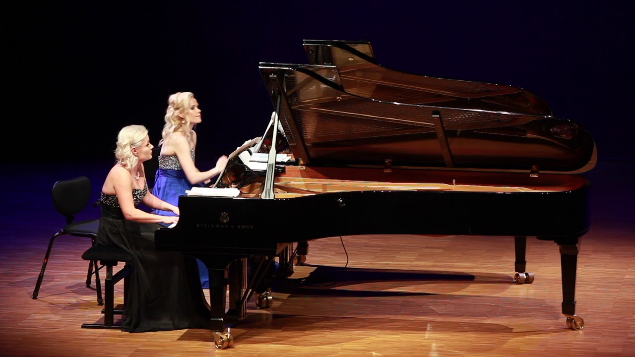 Luis Pasquet - Sarja Kolmelle hahmolle