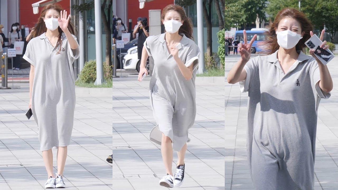 달려서 가까이 오는 러블리즈 이미주 직캠 (Lovelyz MIJOO) @ 210804 두시탈출 컬투쇼 퇴근길