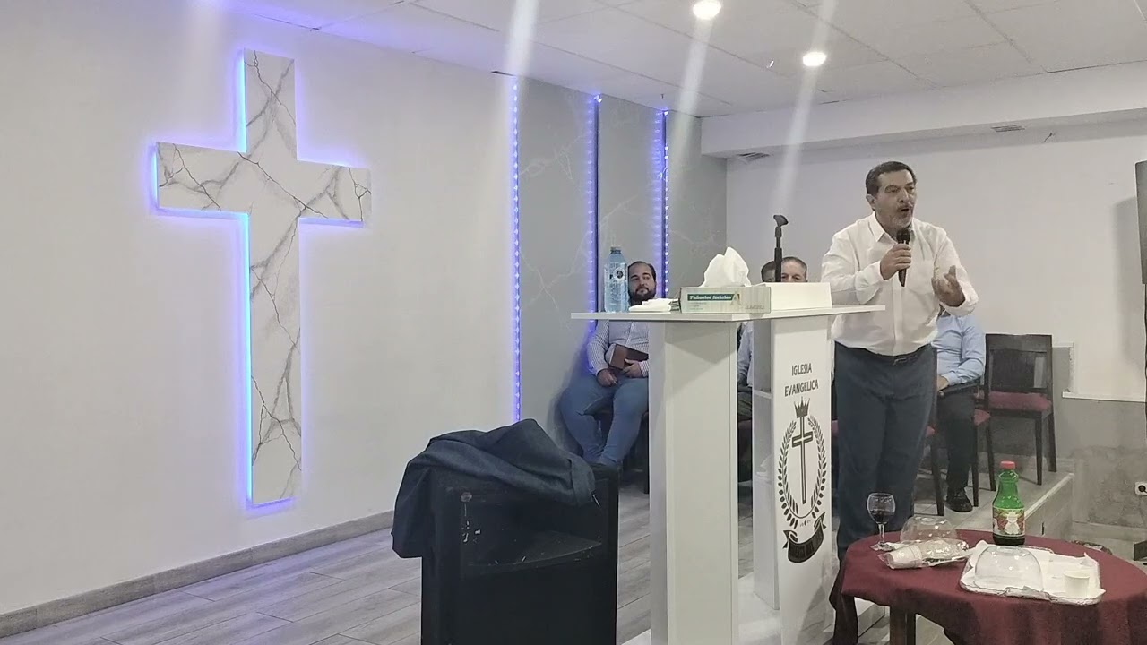 Hermano Luis de Salamanca en la iglesia Huerta del Rey.