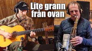 LITE GRANN FRÅN OVAN (Edvard Persson) med MARTIN LINDQVIST saxofon
En bluesig version av Edvard Perssons (och Lasse Dahlqvists) gamla klassiker Lite grann från ovan. Förutom undertecknad på gitarr hörs den förträfflige Martin Lindqvist på tenorsaxofon.
My website:
http://www.anakronfilm.com
My store on Sellfy (Transcriptions, video lessons, merchandise, books and film streaming):
https://andreasbrink.sellfy.store/
Me on Spotify:
https://open.spotify.com/artist/6H73gmKlWiaUKRvdkRuY87
Me on Apple Music:
https://music.apple.com/us/artist/andreas-brink/1523037402 LITE GRANN FRÅN OVAN (Edvard Persson) med MARTIN LINDQVIST saxofon