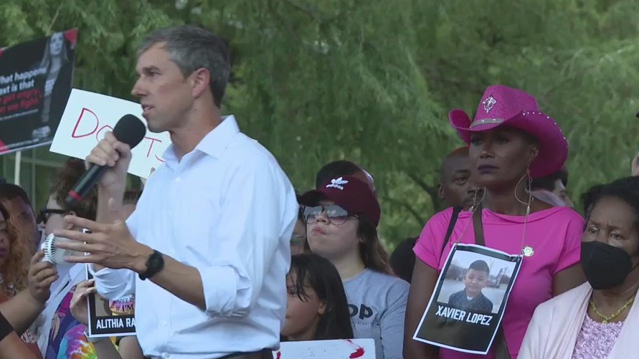 Protestors, politicians gather in Houston near NRA convention to call for gun reform | FOX 7 Austin