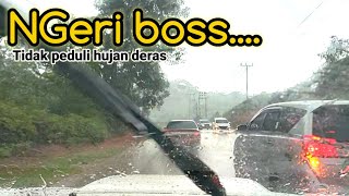 Download Lagu travel pekanbaru padang - innova diesel MP3