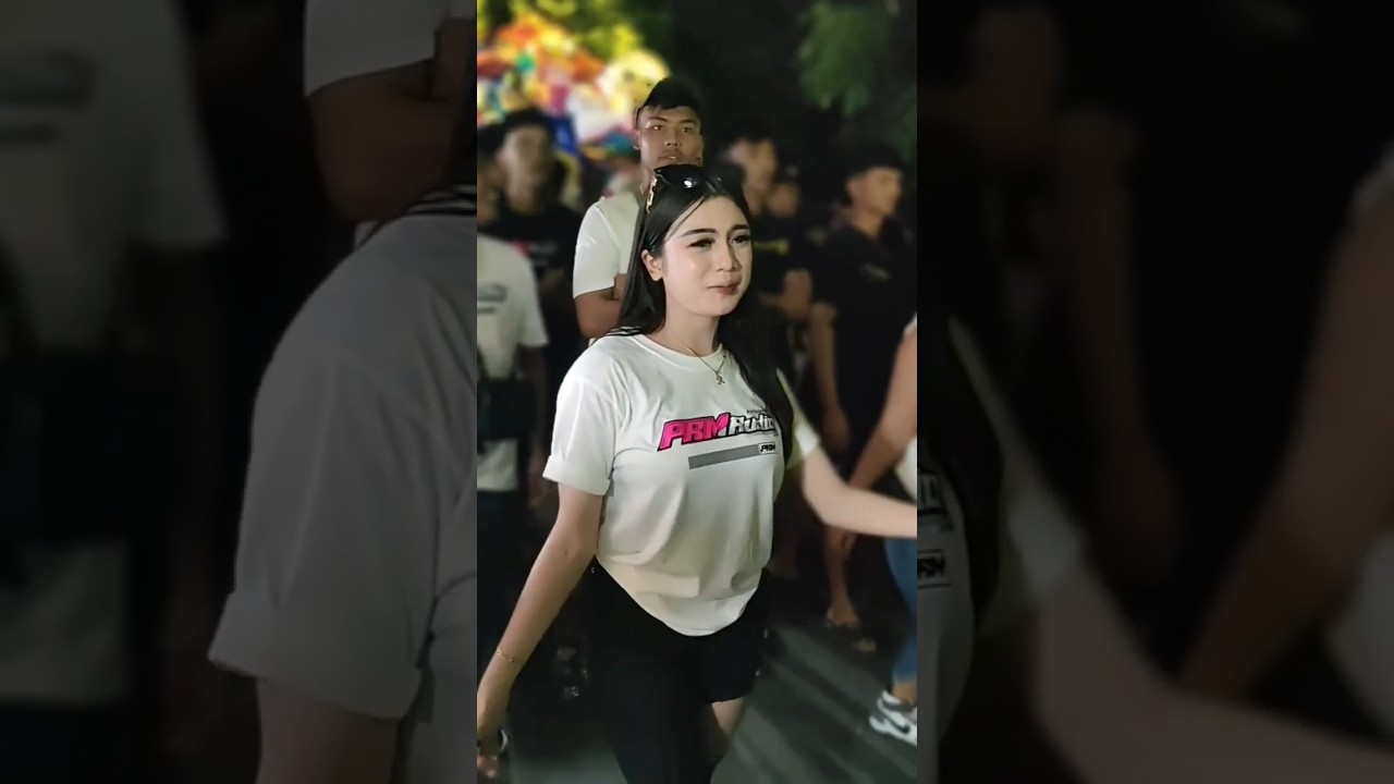 Lamunan dancer mening 