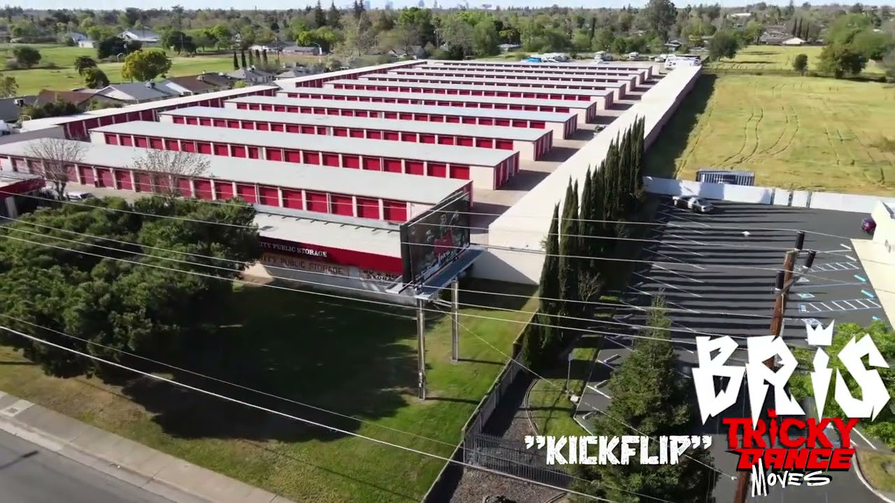 Watch Bris - Kickflip (Visualizer) on YouTube Watch Bris - Kickflip (Visualizer) on YouTube