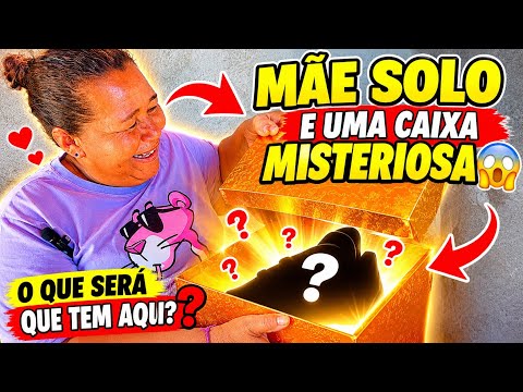 MÃE SOLO GANHA CAIXA MISTERIOSA! O que será que tem dentro?😱
