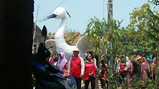 pesta arak arakan mbah buyut nyata brondong blok bondol  17OKTOBER2019 PESTA SANDIWARA LINGGA BUANA