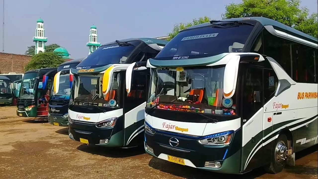 Pool Bus Garasi Bus Fajar Transport Di Kelapa Dua Depok YouTube