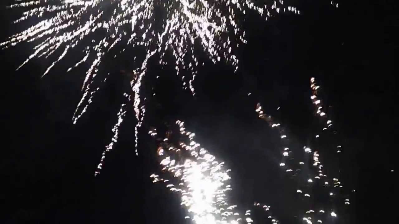 Best of fireworks - new year - Almere 2014 - YouTube