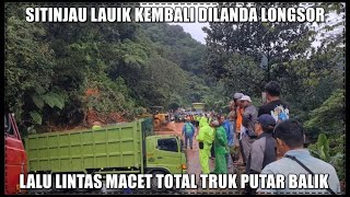 Sitinjau Lauik Kembali Dilanda Longsor, Lalu Lintas Macet Total Truk Terpaksa Putar Balik