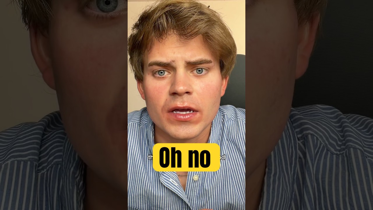 Trying on my girlfriends lip plumper