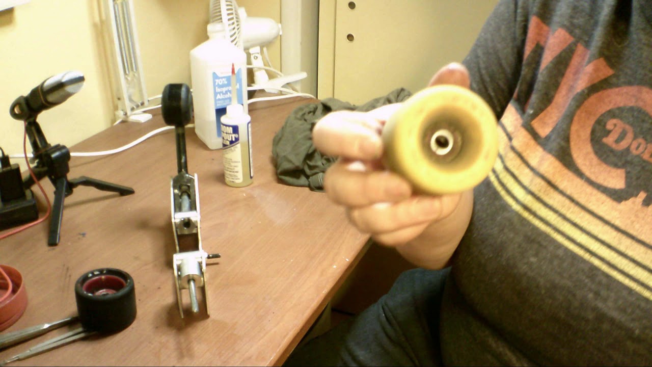 Learning to Skate with RROT- Fix your darn skates, cleaning your bearings
