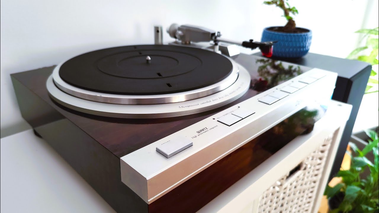 Denon DP 47F Direct Drive Fully Automatic Turntable