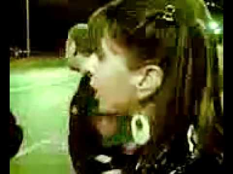 ალიას ჟურნალისტი ვინმე ნინო სამხარაძე აგინებს პატრულს