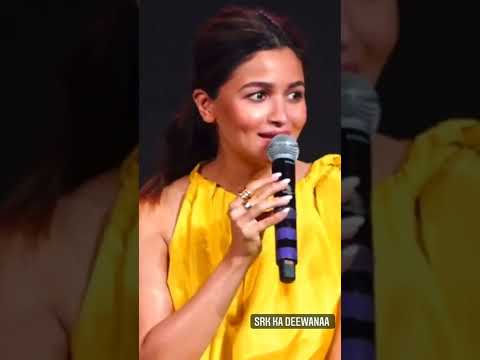 Alia S Conversation About How SRK Called Her And His Reaction After Watching Darlings Srk Alia 