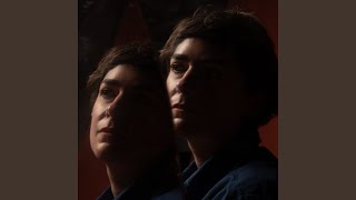 Download Lagu The Lucky One MP3