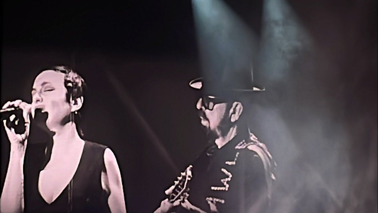 Eurythmics Songbook "You have placed a chill in my heart" live in Berlin 27.11.2023 - Kaya Stewart