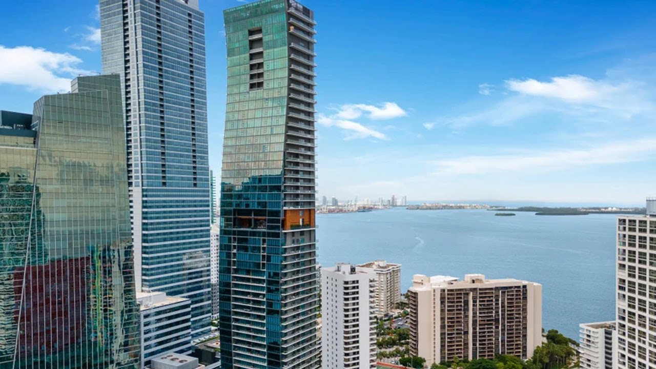 Property Showcase | 1451 Brickell Ave, 