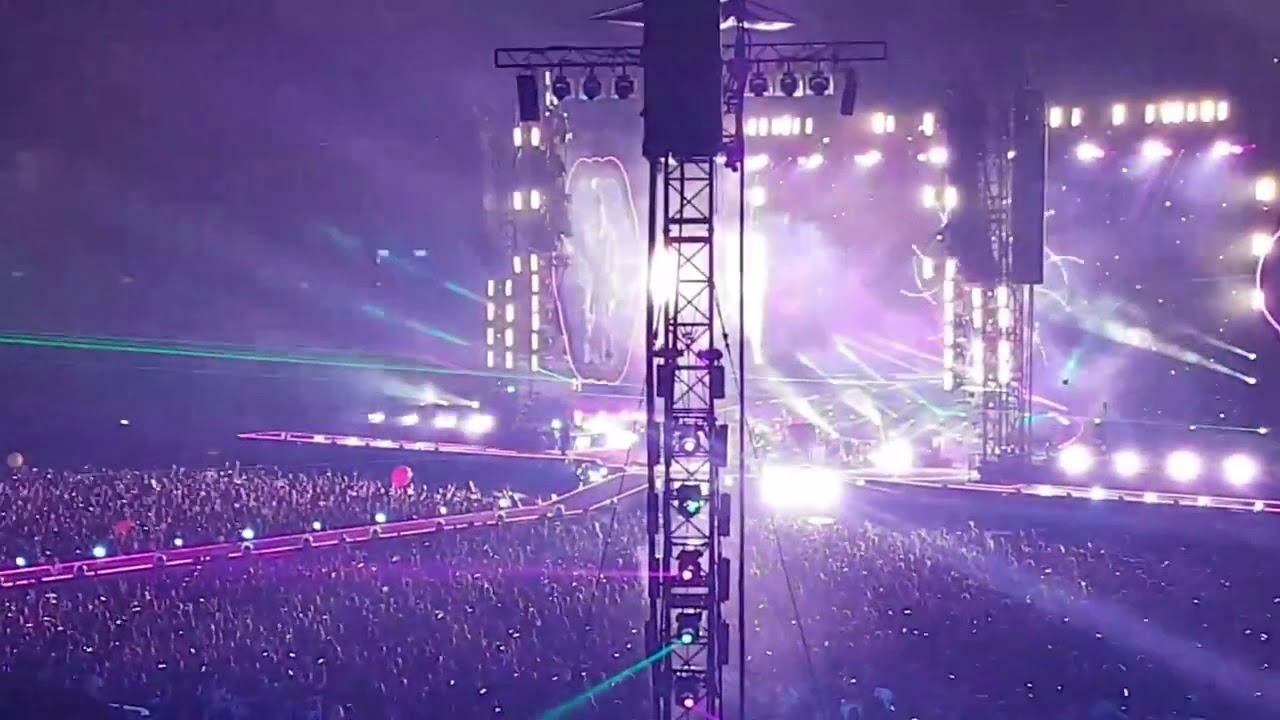 A Sky Full of Stars   Coldplay Best Live concert Performance in toronto canada August 2018