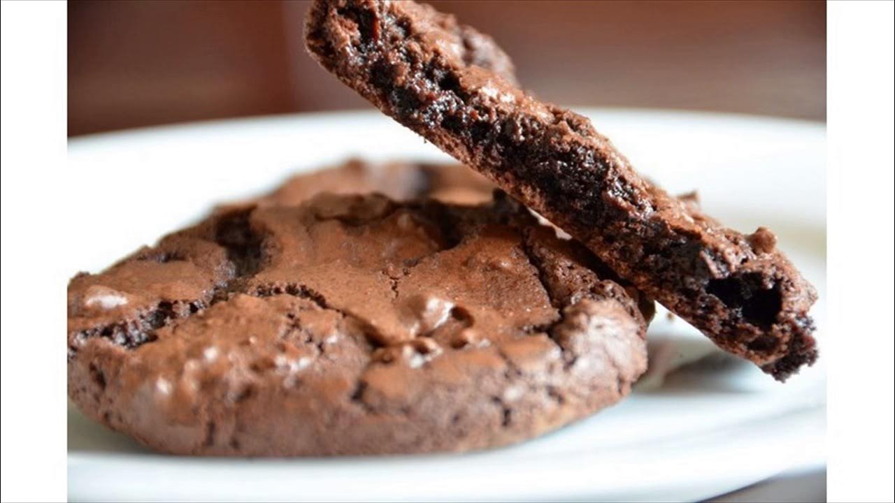 Шоколадное печенье с кусочками шоколада рецепт. Американское печенье с кусочками шоколада. Печенье технология 4 класс шоколадное печенье. Шоколадное печенье с кусочками шоколада рецепт. Печенье сыпется.