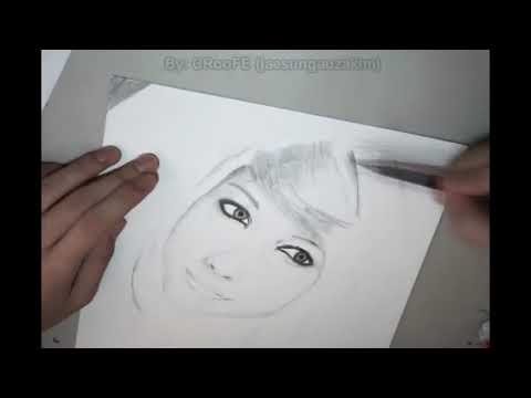 Sketching Boxxy (Catherine Wayne)