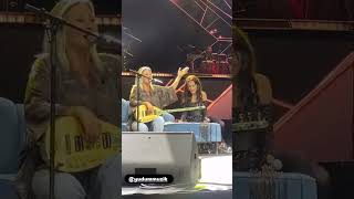 Yıldız Tilbe Ve Yudum - Esmesun Ayruluk