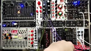 QU-Bit Surface モジュラーシンセサイザー