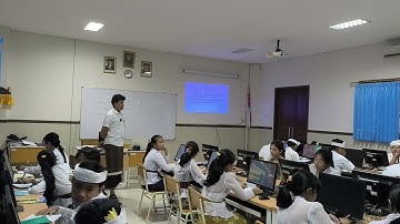 Video Pembelajaran Informatika di Lab Komputer