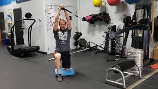 1/2 Kneeling Cable Anti-Rotation - Overhead Lift