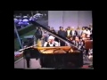 Rare footage of Leonard Bernstein jamming at the Waldbühne in rainy Berlin 1989