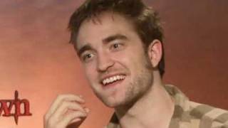 Robert Pattinson Junket Interview: Breaking Dawn Part 1