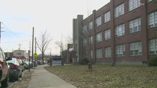 18-year-old student caught with loaded gun at Louisville school