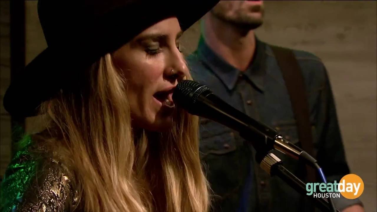 Colonial Blue - Oh No (interview and song)