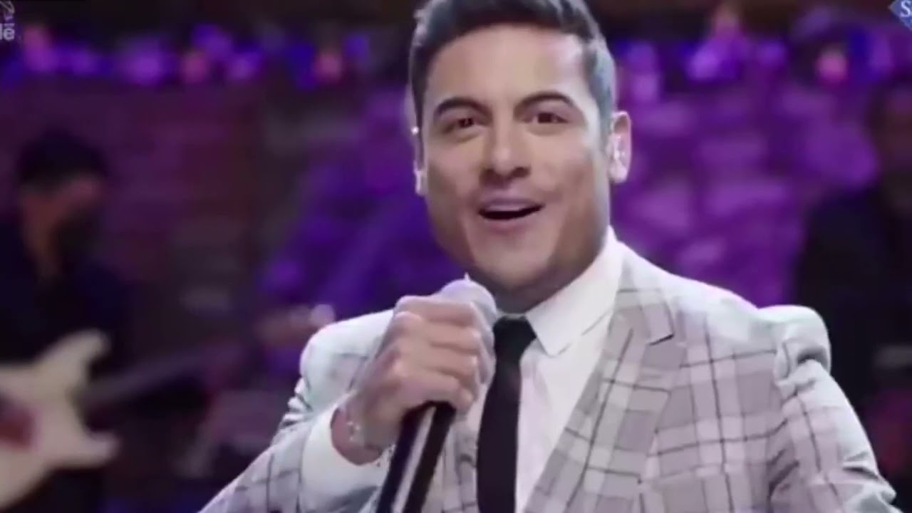 Carlos Rivera - Perdiendo La Cabeza (En Vivo Concierto Navideño)