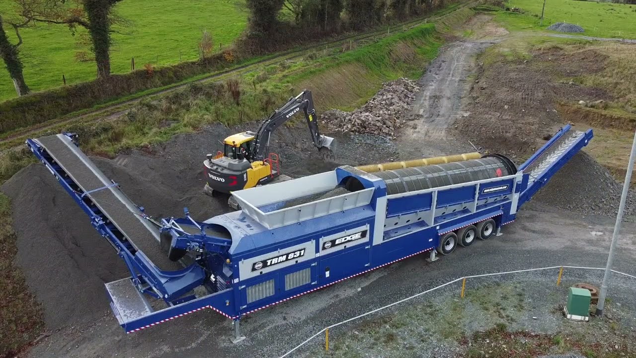 2022 Edge Mobile Trommel Screen TRM831 NEW - Promo