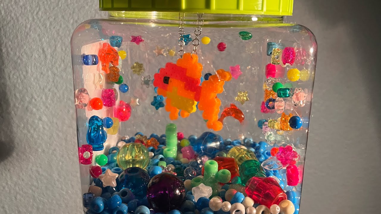 making a kandi fishtank :3