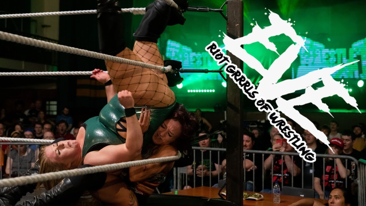 Piper Niven vs Alba Fyre - The WWE Main Event in EVE!