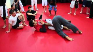 Rolling Arm Bar